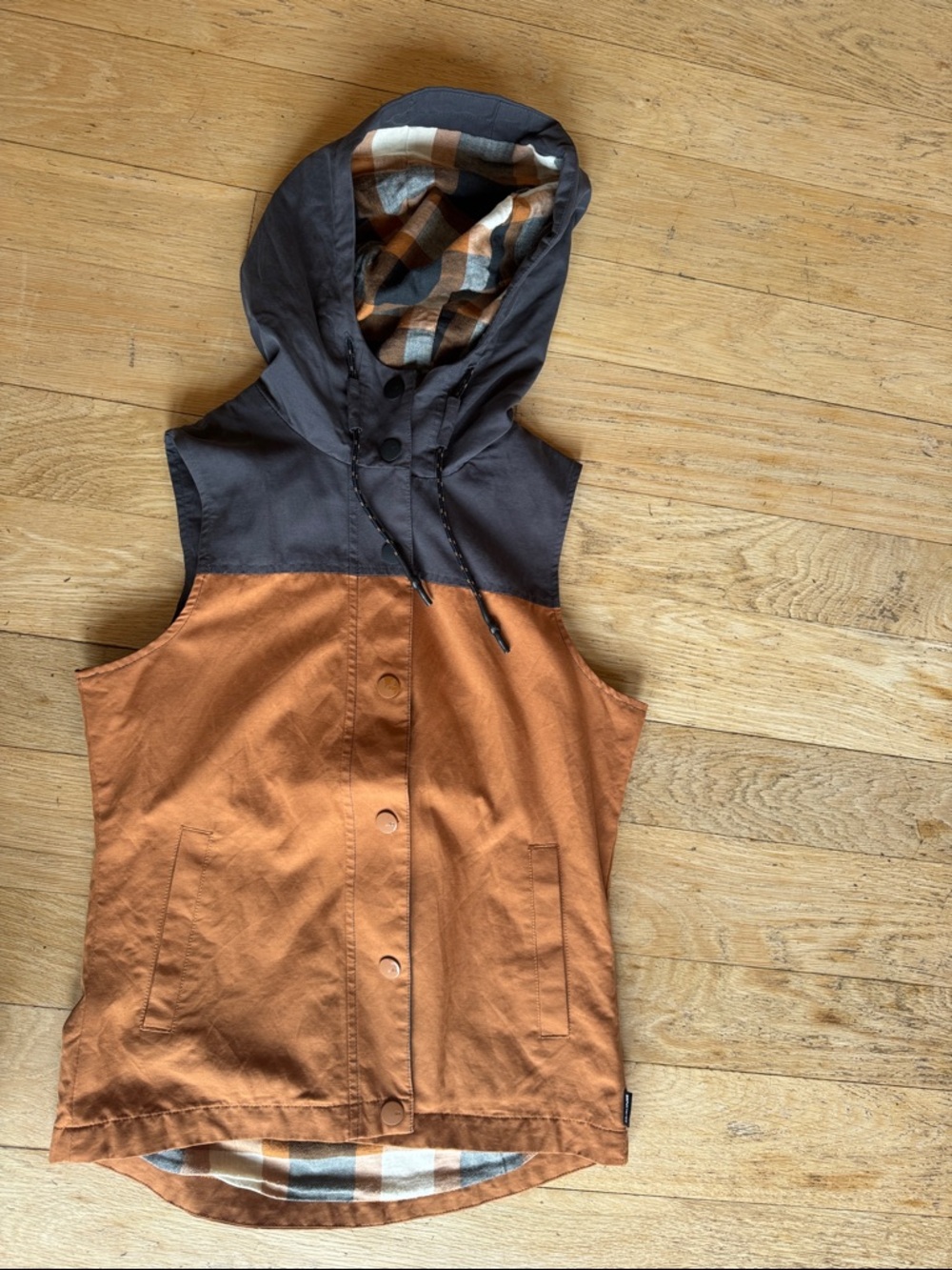 Dakine Orange & Charcoal Plaid Hooded Jacket - XS